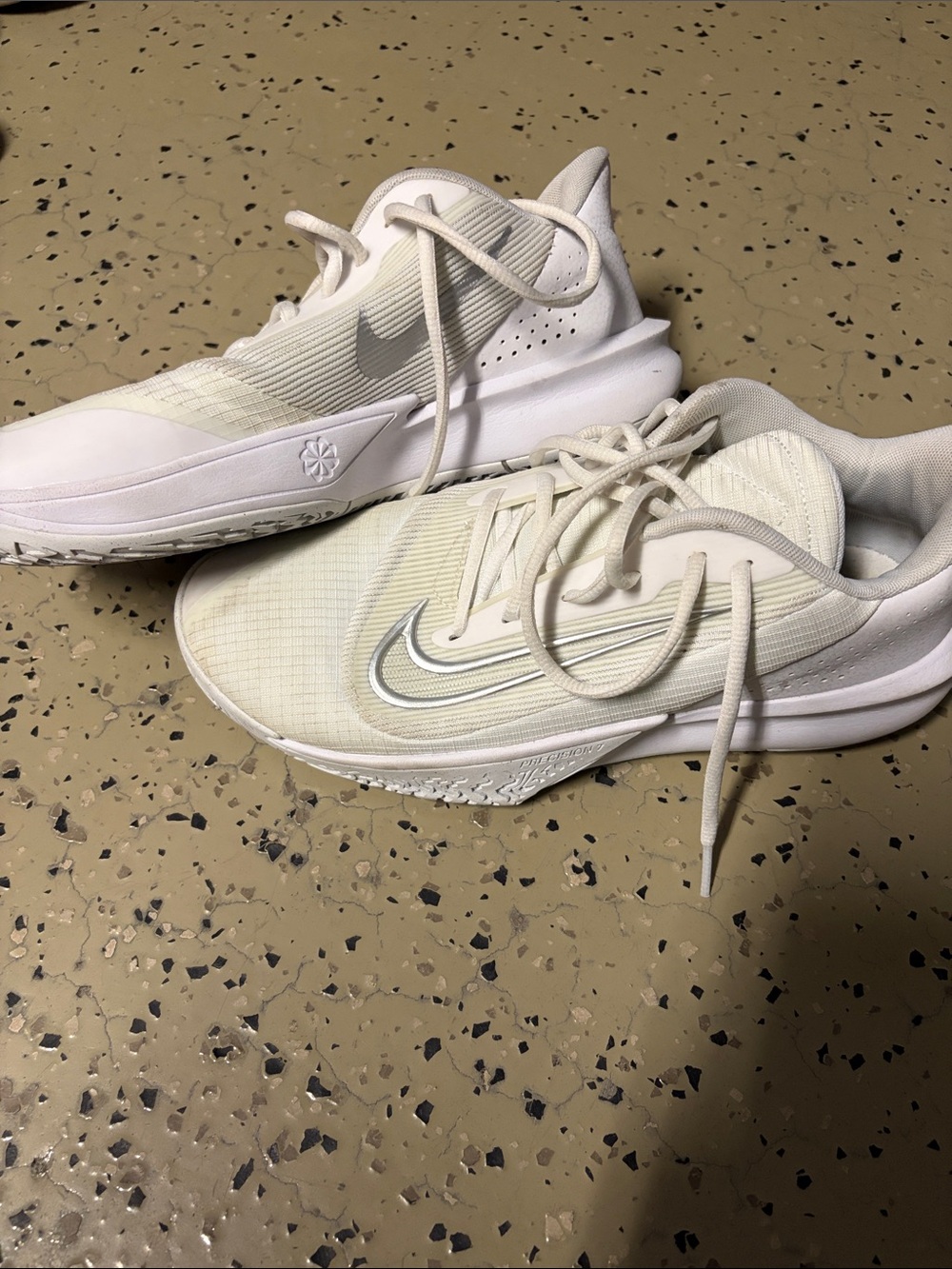 Nike White/Light Gray Training Sneakers Men's Size 9